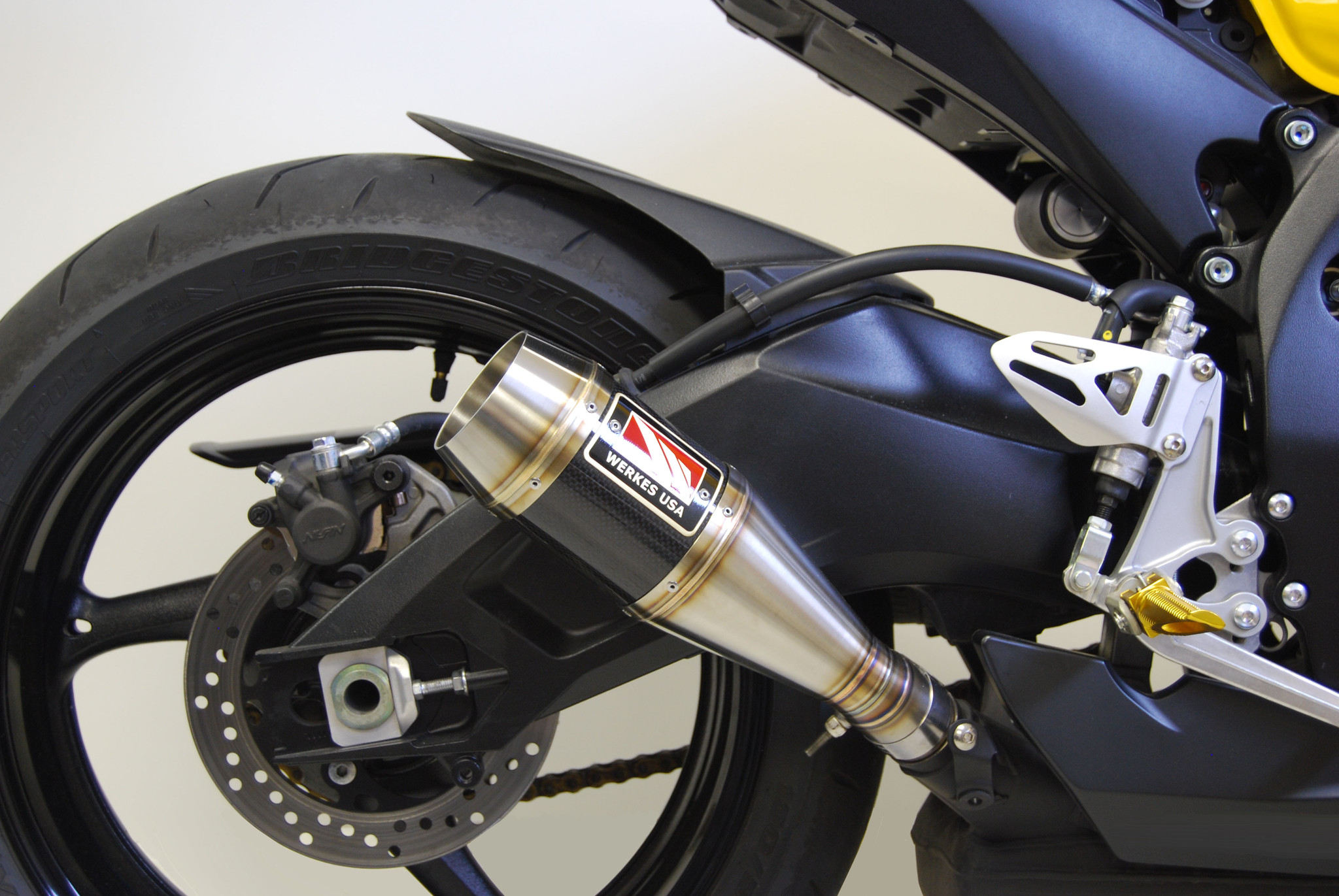 Competition Werkes GP Slip On Exhaust for the Suzuki GSX-R600 / GSX-R750 (11-16) Competition Werkes GP Slip On Exhaust for the Suzuki GSX-R600 / GSX-R750 (11-16)