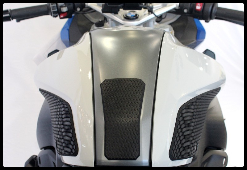 TechSpec Tank Grip Pads for the BMW R1200 RS (15+) TechSpec Tank Grip Pads for the BMW R1200 RS (15+)