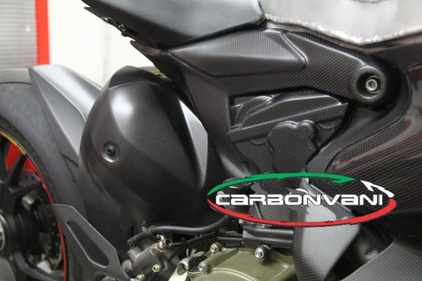 CARBONVANI - DUCATI 1199 PANIGALE CARBON FIBER SUBFRAME COVERS CARBONVANI - DUCATI 1199 PANIGALE CARBON FIBER SUBFRAME COVERS