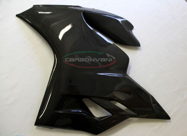 CARBONVANI - DUCATI 899 PANIGALE LH SIDE PANEL- SUPERLEGGERA SHAPE -ROAD VERSION CARBONVANI - DUCATI 899 PANIGALE LH SIDE PANEL- SUPERLEGGERA SHAPE -ROAD VERSION