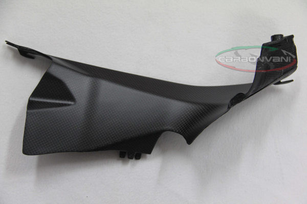 CARBONVANI - DUCATI 899 PANIGALE CARBON FIBER RH AIR DUCT COVER CARBONVANI - DUCATI 899 PANIGALE CARBON FIBER RH AIR DUCT COVER