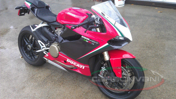 CARBONVANI - DUCATI 1199 PANIGALE TRICOLORE CARBON FIBER FULL FAIRING-ROAD VERSION CARBONVANI - DUCATI 1199 PANIGALE TRICOLORE CARBON FIBER FULL FAIRING-ROAD VERSION