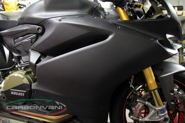 CARBONVANI - DUCATI 899 PANIGALE CARBON FIBER RH SIDE PANEL CARBONVANI - DUCATI 899 PANIGALE CARBON FIBER RH SIDE PANEL