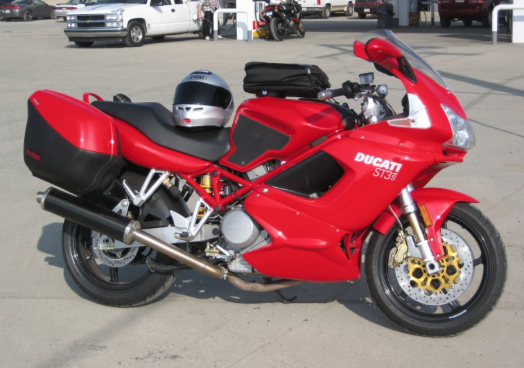 TechSpec Tank Grip Pads for the Ducati ST2 / ST3 / ST4 TechSpec Tank Grip Pads for the Ducati ST2 / ST3 / ST4