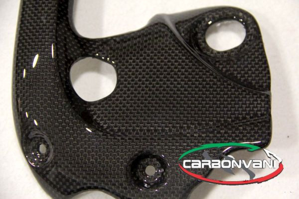 CARBONVANI - DUCATI XDIAVEL CARBON FIBER UPPER VERTICAL EXHAUST GUARD CARBONVANI - DUCATI XDIAVEL CARBON FIBER UPPER VERTICAL EXHAUST GUARD