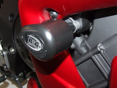 R&G Racing Aero Style Frame Sliders for Yamaha FZ1 With Lower Fairing '07-'15 R&G Racing Aero Style Frame Sliders for Yamaha FZ1 With Lower Fairing '07-'15
