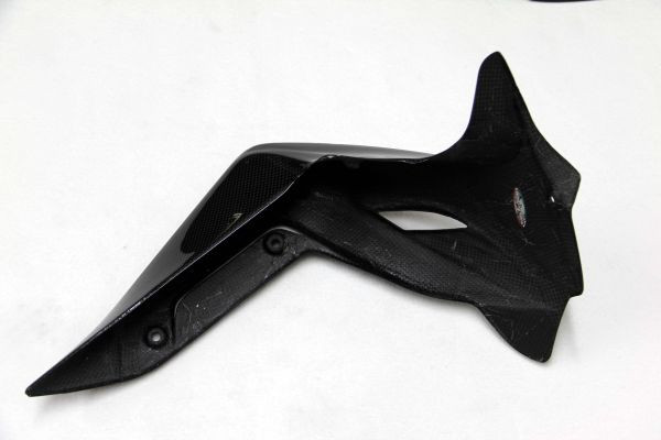 CARBONVANI - MV AGUSTA BRUTALE 990R / 1090 / R/ RR CARBON FIBER RH RADIATOR COVER (2012+) CARBONVANI - MV AGUSTA BRUTALE 990R / 1090 / R/ RR CARBON FIBER RH RADIATOR COVER (2012+)