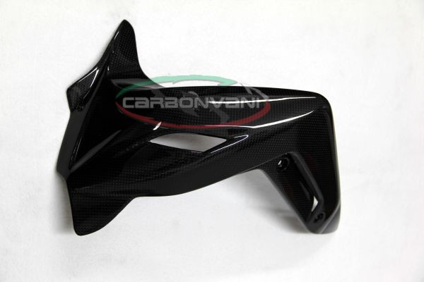 CARBONVANI - MV AGUSTA BRUTALE 920 CARBON FIBER RH RADIATOR COVER (2011-12) CARBONVANI - MV AGUSTA BRUTALE 920 CARBON FIBER RH RADIATOR COVER (2011-12)