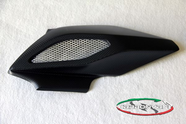 CARBONVANI - MV AGUSTA DRAGSTER 800 CARBON FIBER RH AIRBOX COVER CARBONVANI - MV AGUSTA DRAGSTER 800 CARBON FIBER RH AIRBOX COVER