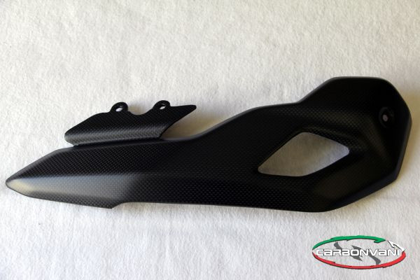 CARBONVANI - MV AGUSTA BRUTALE 675 / 800 CARBON FIBER RH BELLY PAN CARBONVANI - MV AGUSTA BRUTALE 675 / 800 CARBON FIBER RH BELLY PAN