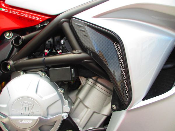 CARBONVANI - MV AGUSTA F3 CARBON FIBER RH AIR EXTRACTOR CARBONVANI - MV AGUSTA F3 CARBON FIBER RH AIR EXTRACTOR
