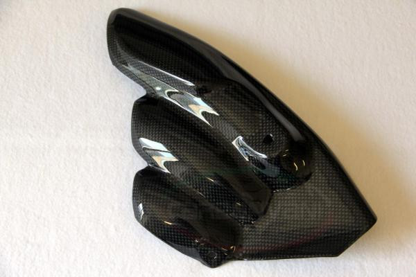 CARBONVANI - MV AGUSTA BRUTALE 675 / 800 CARBON FIBER SILENCER COVER CARBONVANI - MV AGUSTA BRUTALE 675 / 800 CARBON FIBER SILENCER COVER