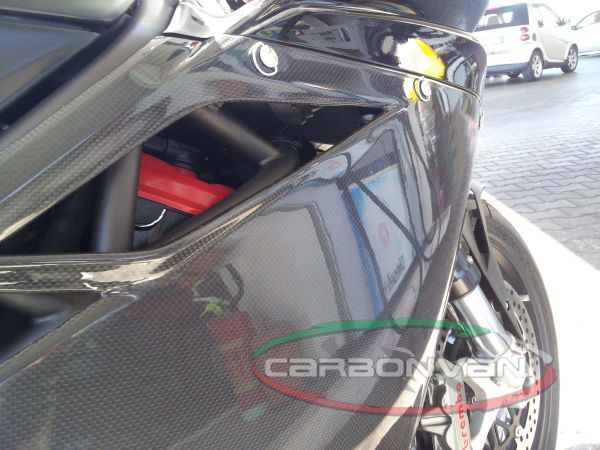 CARBONVANI - MV AGUSTA F4 CARBON FIBER RH SIDE PANEL (2010+) CARBONVANI - MV AGUSTA F4 CARBON FIBER RH SIDE PANEL (2010+)