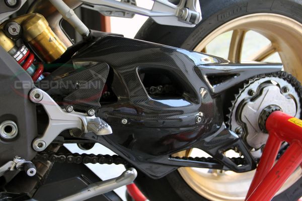 CARBONVANI - MV AGUSTA F4 CARBON FIBER SWINGARM GUARD (2010+) CARBONVANI - MV AGUSTA F4 CARBON FIBER SWINGARM GUARD (2010+)