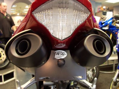R&G Racing Tail Tidy fender eliminator kit for Yamaha YZF R1 '04-'06 R&G Racing Tail Tidy fender eliminator kit for Yamaha YZF R1 '04-'06