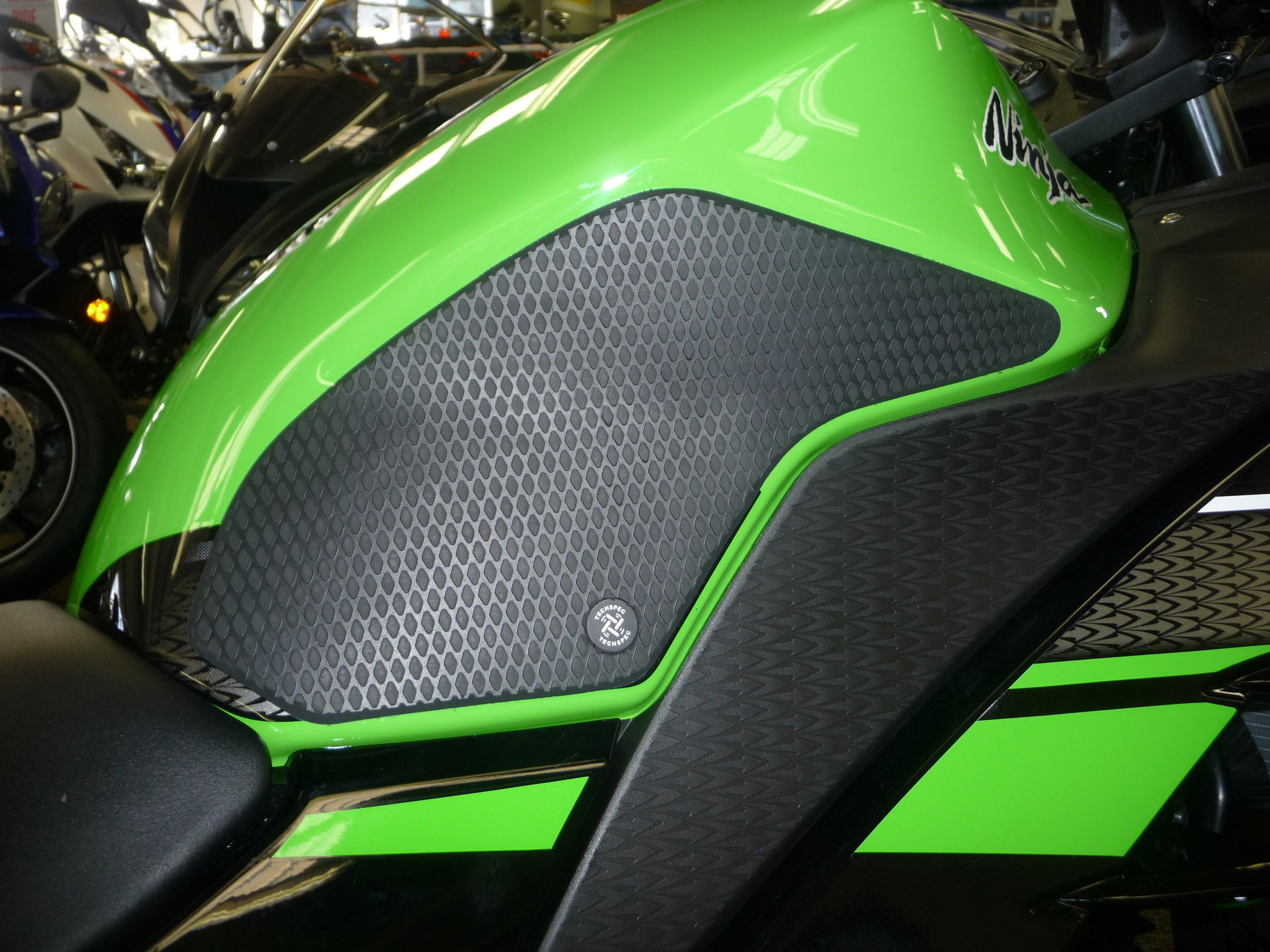 TechSpec Tank Grip Pads for the Kawasaki Ninja 300 (13+) TechSpec Tank Grip Pads for the Kawasaki Ninja 300 (13+)