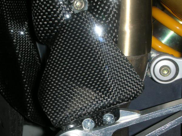 CARBONVANI - MV AGUSTA BRUTALE CARBON FIBER FEET GUARDS - PAIR (2006-09) CARBONVANI - MV AGUSTA BRUTALE CARBON FIBER FEET GUARDS - PAIR (2006-09)