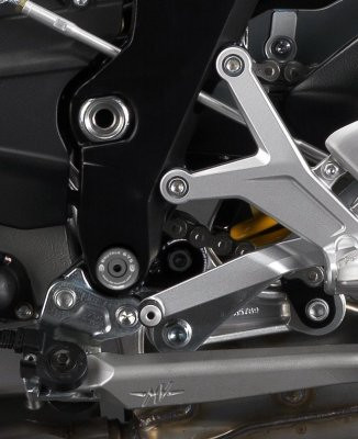 R&G Racing Left Side Lower Frame Insert Left Side ONLY for MV Agusta Brutale 675 '12-'15 & Brutale 800 '12-'15 R&G Racing Left Side Lower Frame Insert Left Side ONLY for MV Agusta Brutale 675 '12-'15 & Brutale 800 '12-'15