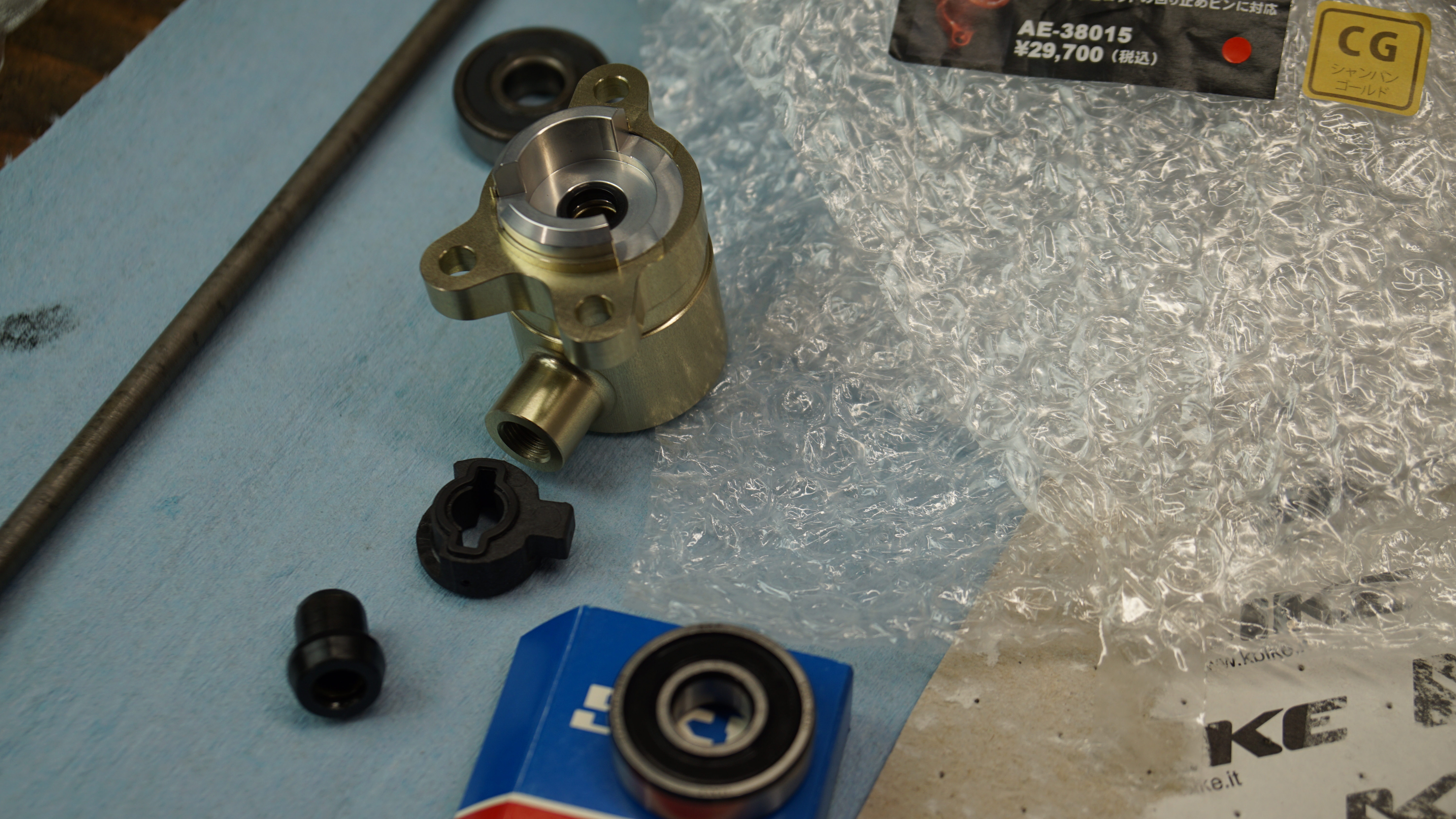 AELLA Aluminum Ducati Clutch Slave Cylinder - 28 mm Diameter